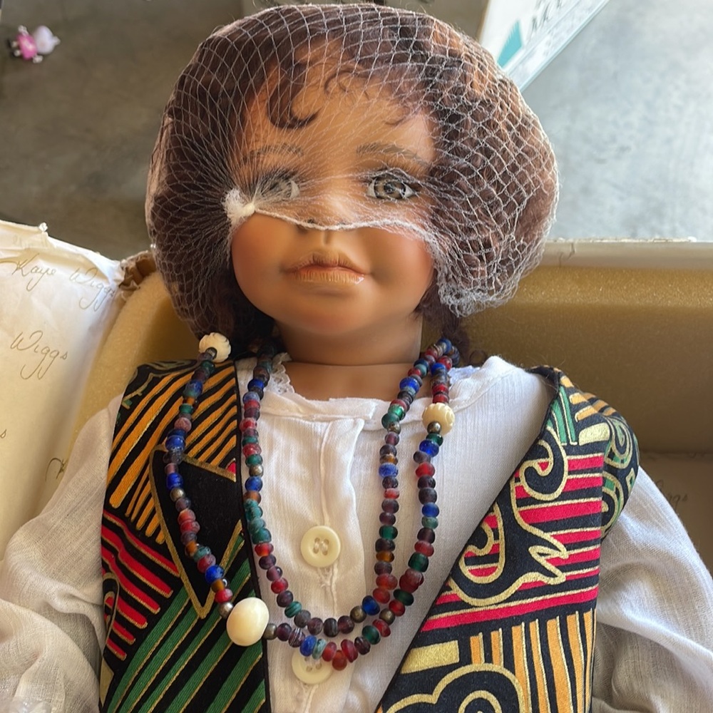 Kaye Wiggs Doll MOLLY signed and numbered 2206/5000